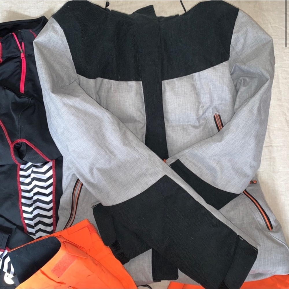 Roxy Down Ski Snowboarding Jacket Grey Medium